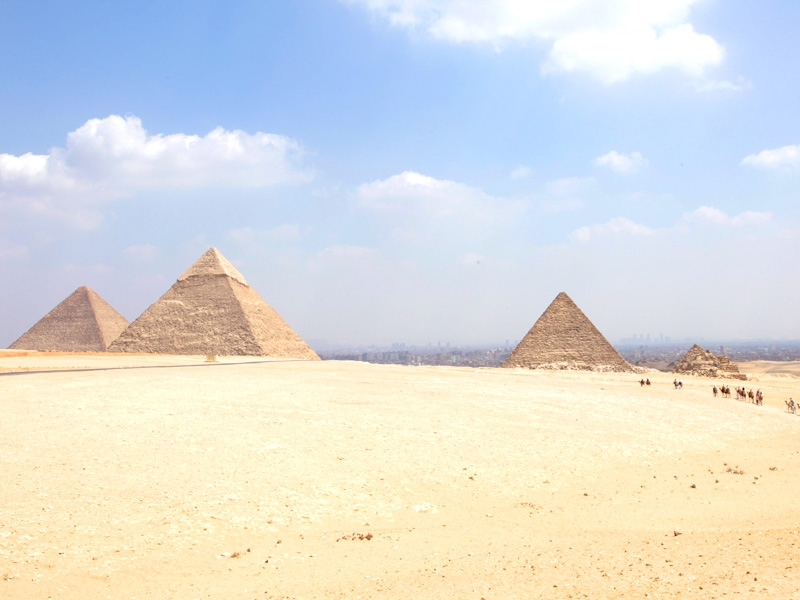 Vista Panoramica delle Tre Piramidi, Giza Vista Panoramica delle Tre Piramidi, Giza
